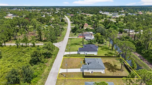 708 Lamar ST E, Lehigh Acres, FL 33974