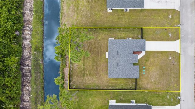 708 Lamar ST E, Lehigh Acres, FL 33974