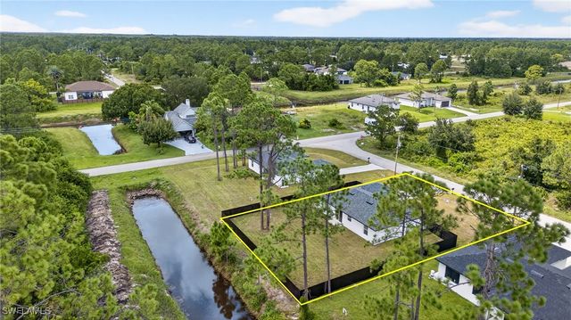 708 Lamar ST E, Lehigh Acres, FL 33974