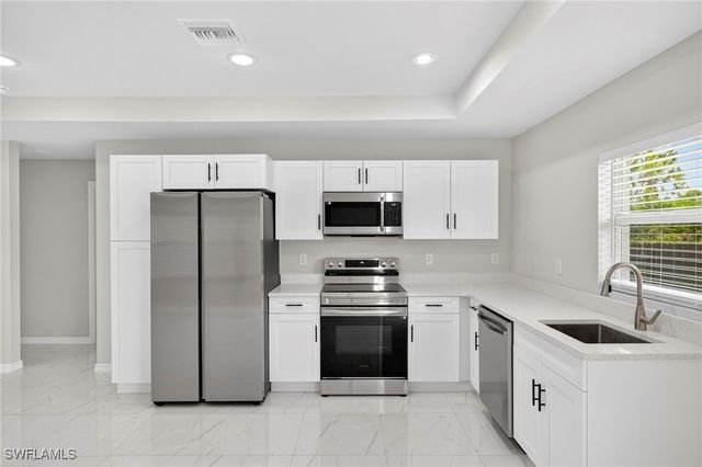 708 Lamar ST E, Lehigh Acres, FL 33974