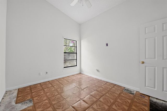 1006 N MAGEE CREEK COURT, Oviedo, FL 32765