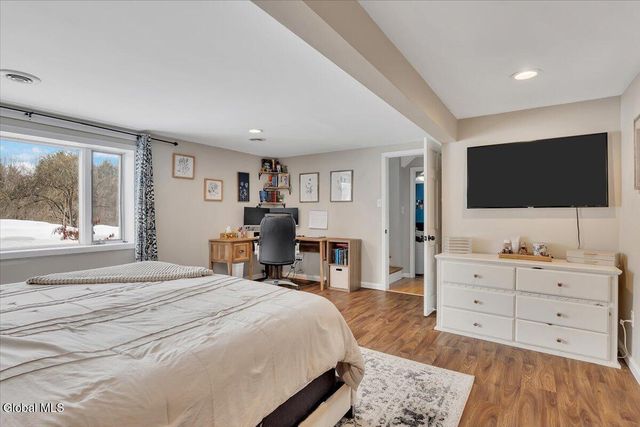 34 Shelterwood Road, Schodack, NY 12061