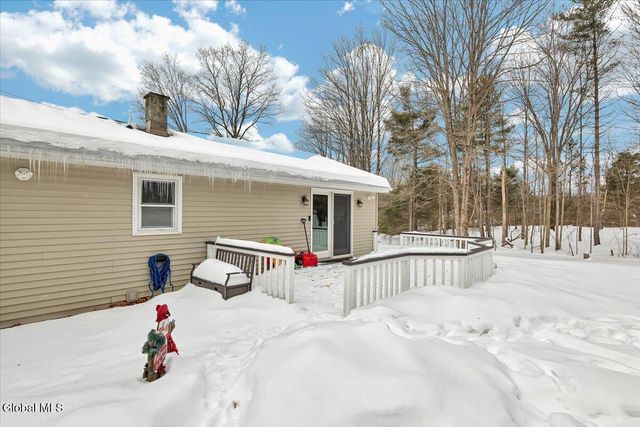 34 Shelterwood Road, Schodack, NY 12061