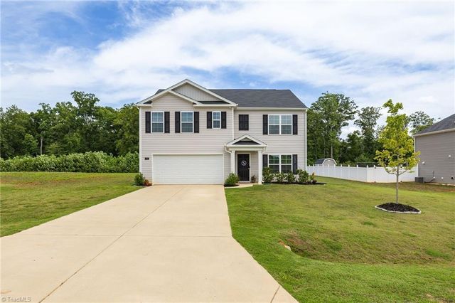 174 Culloden Drive, Mocksville, NC 27028