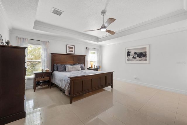 1804 W ERNA DRIVE, Tampa, FL 33603