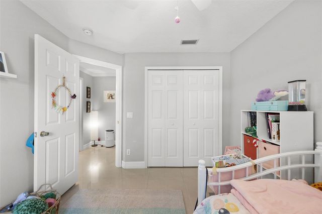 1804 W ERNA DRIVE, Tampa, FL 33603