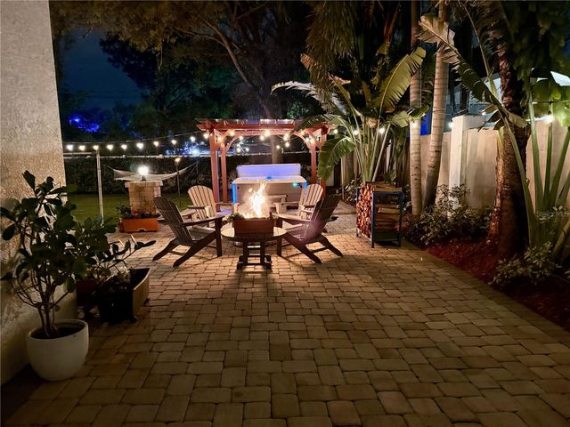 1804 W ERNA DRIVE, Tampa, FL 33603