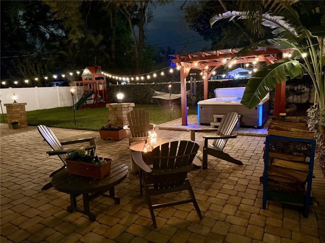 1804 W ERNA DRIVE, Tampa, FL 33603