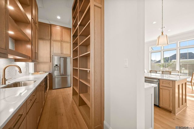 13733 Sweet Cherry Dr, Baton Rouge, LA 70810