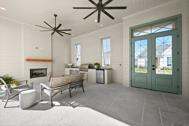 13733 Sweet Cherry Dr, Baton Rouge, LA 70810