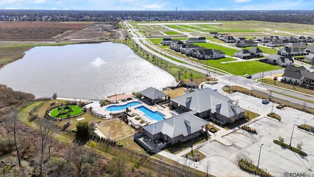 13733 Sweet Cherry Dr, Baton Rouge, LA 70810
