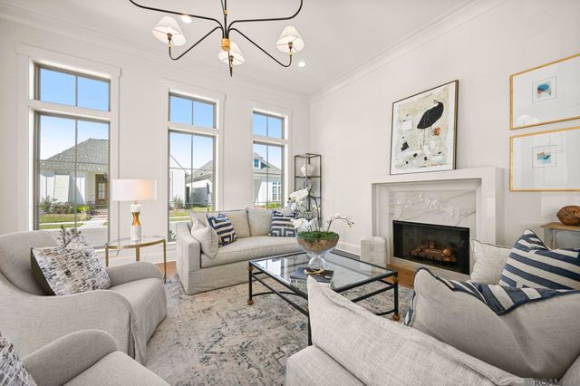 13733 Sweet Cherry Dr, Baton Rouge, LA 70810