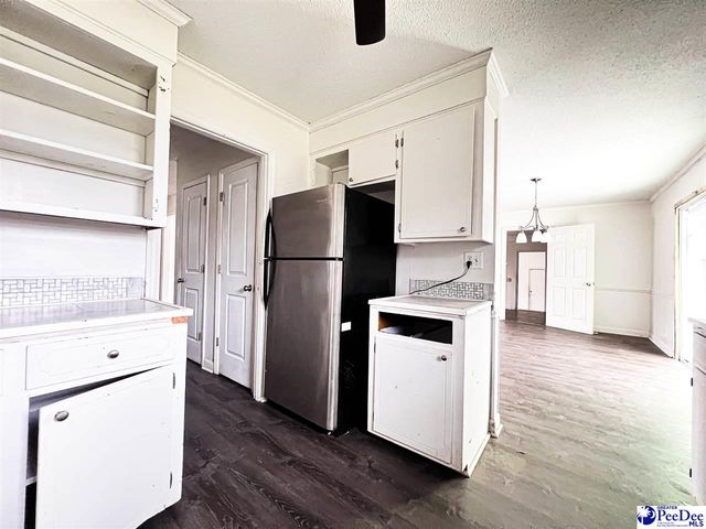 304 E Suena Dr, Florence, SC 29505