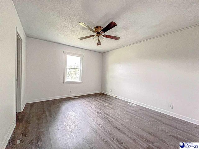 304 E Suena Dr, Florence, SC 29505