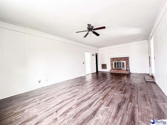 304 E Suena Dr, Florence, SC 29505