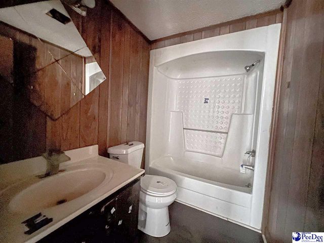 304 E Suena Dr, Florence, SC 29505