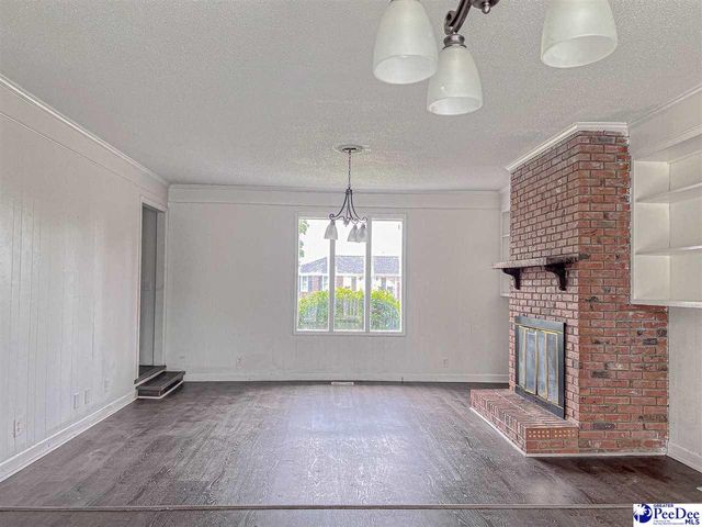 304 E Suena Dr, Florence, SC 29505