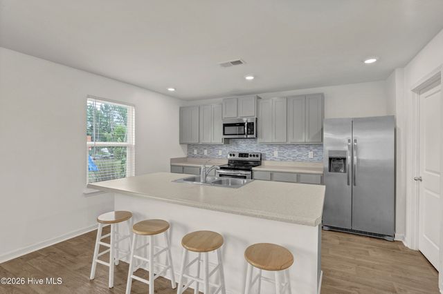 178 Everett Yopp Drive, Sneads Ferry, NC 28460