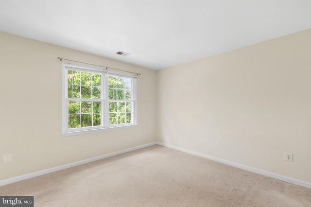 7378 JIRI WOODS CT, Springfield, VA 22153