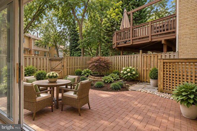 7378 JIRI WOODS CT, Springfield, VA 22153