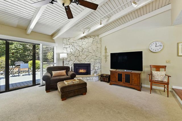 2709 Green Glen Rd, Cameron Park, CA 95682