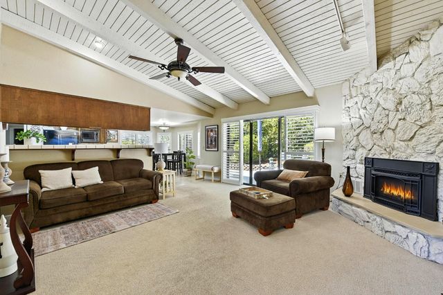 2709 Green Glen Rd, Cameron Park, CA 95682