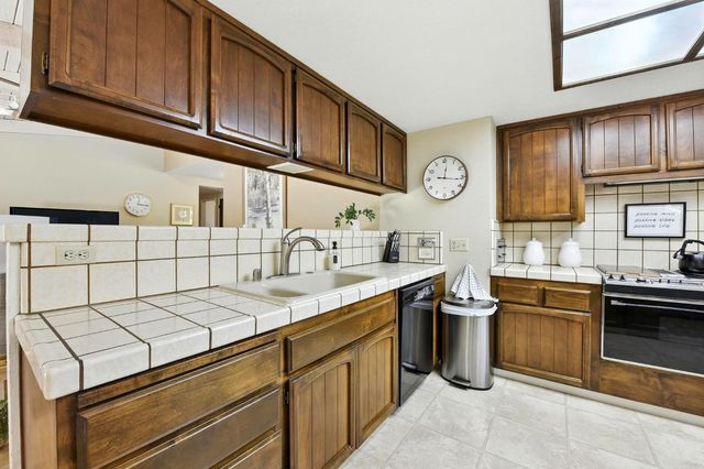 2709 Green Glen Rd, Cameron Park, CA 95682
