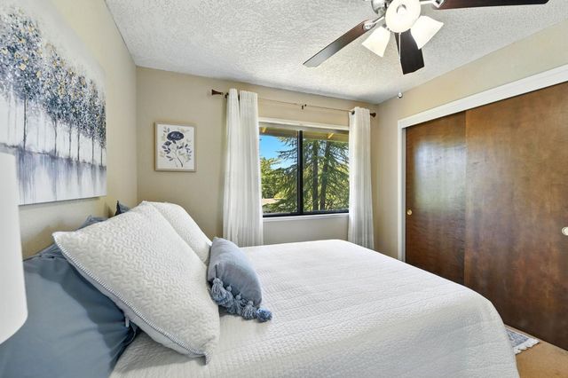 2709 Green Glen Rd, Cameron Park, CA 95682