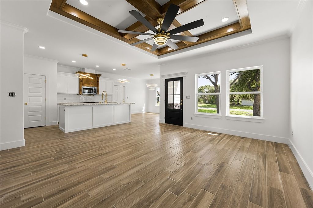537 Pearson St, Corpus Christi, TX 78418 — photo 3