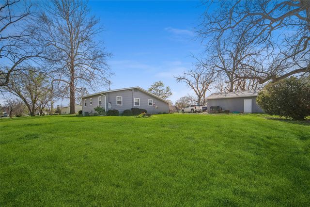 403 Washington Street, Melcher Dallas, IA 50062