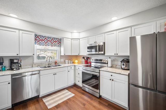 403 Washington Street, Melcher Dallas, IA 50062