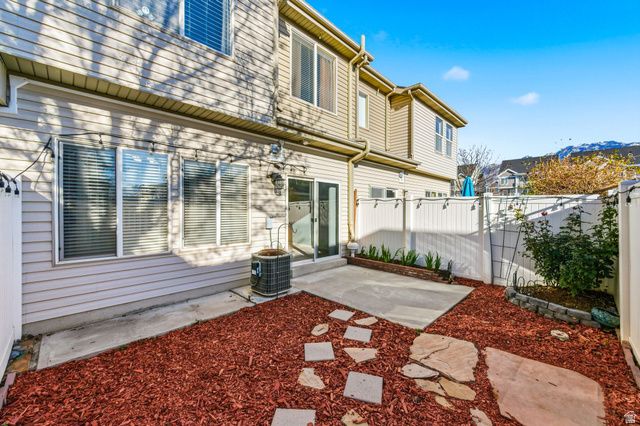 202 E ALPINE TRAIL DR, Draper, UT 84020