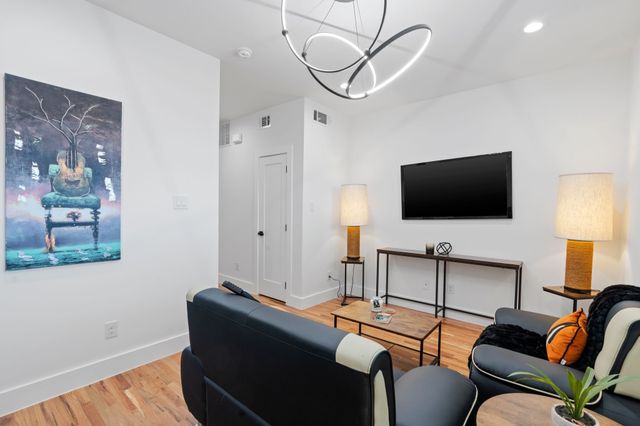535 Crete Street, Dallas, TX 75203