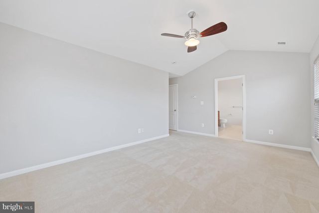 19608 EDGEMONT SQ, Ashburn, VA 20147