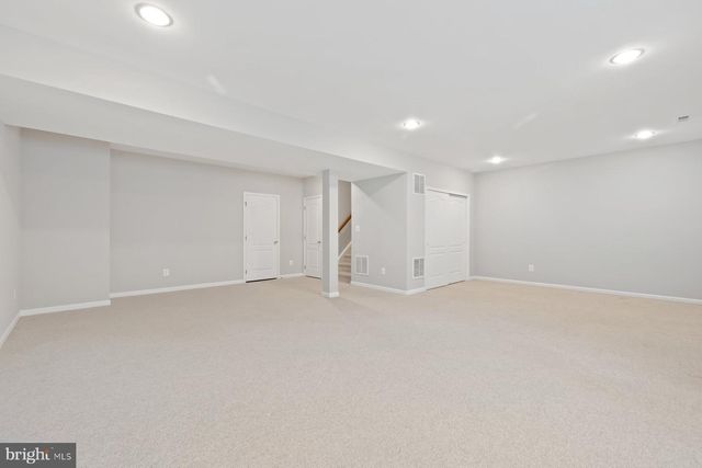 19608 EDGEMONT SQ, Ashburn, VA 20147