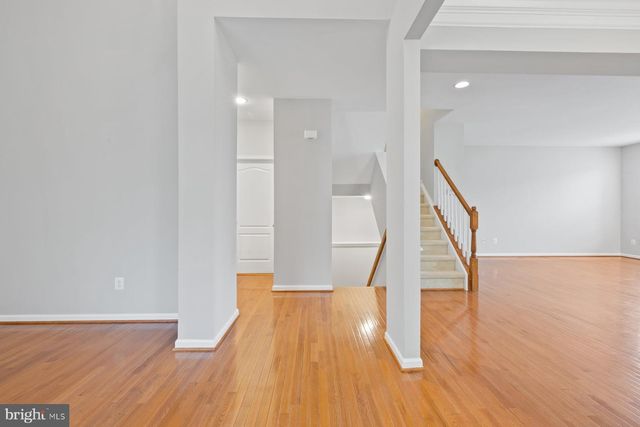 19608 EDGEMONT SQ, Ashburn, VA 20147