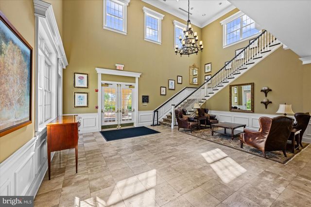 19608 EDGEMONT SQ, Ashburn, VA 20147