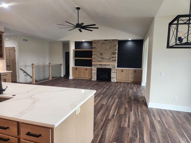 L164 Eileen Court, Waunakee, WI 53597