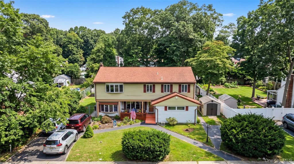 43 Horton Street, West Islip, NY 11795 — photo 2