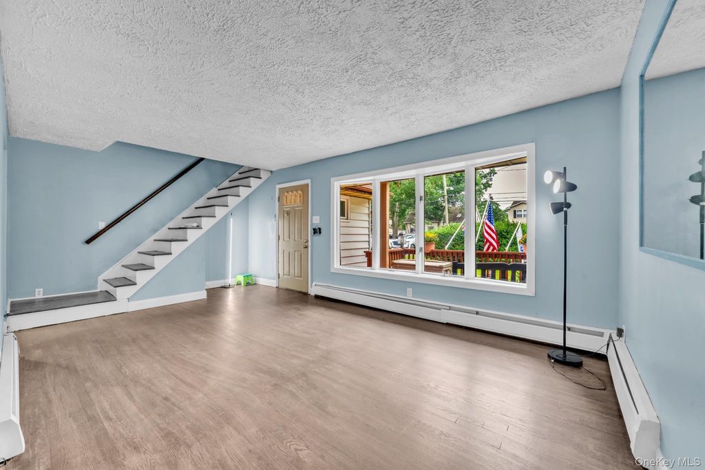 43 Horton Street, West Islip, NY 11795 — photo 5