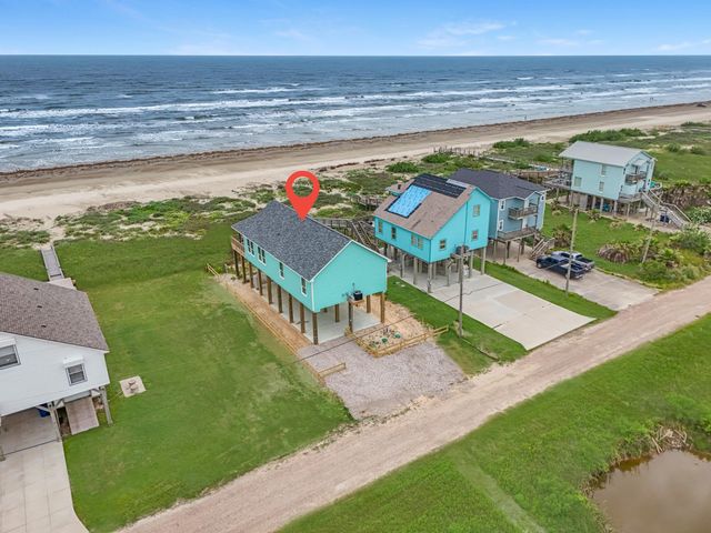 4723 Bluewater Drive, Freeport, TX 77541