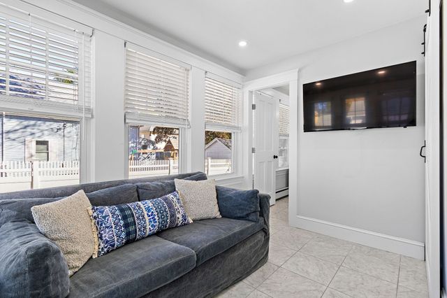 14 Maple Street, Natick, MA 01760