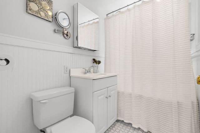 14 Maple Street, Natick, MA 01760