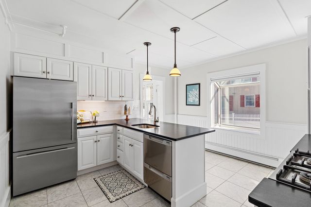14 Maple Street, Natick, MA 01760