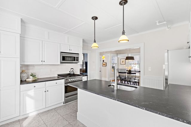 14 Maple Street, Natick, MA 01760