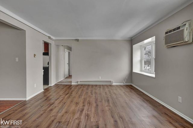 810 Holland Avenue, Port Huron, MI 48060