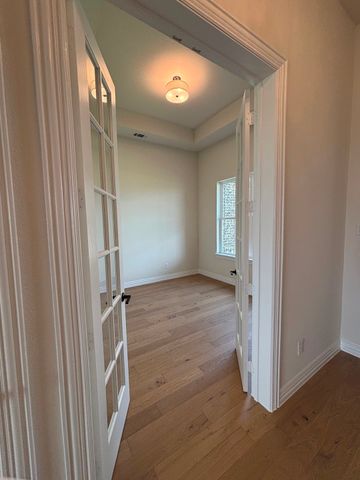 6471 McChesney Drive, Midlothian, TX 76065