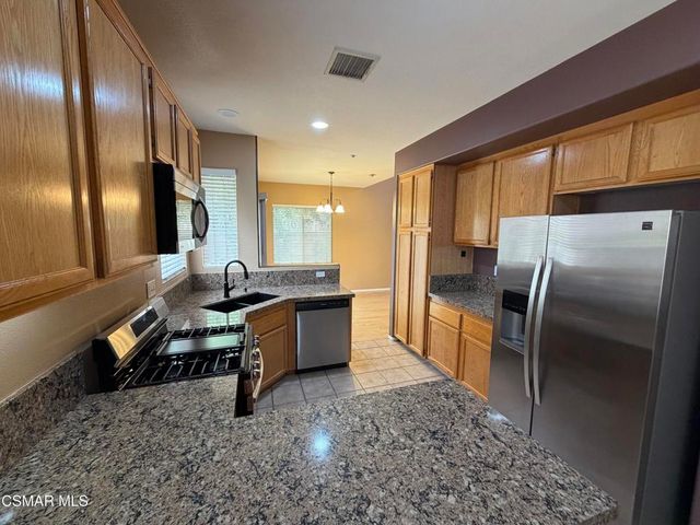 1961 Brookberry Lane, Simi Valley, CA 93065