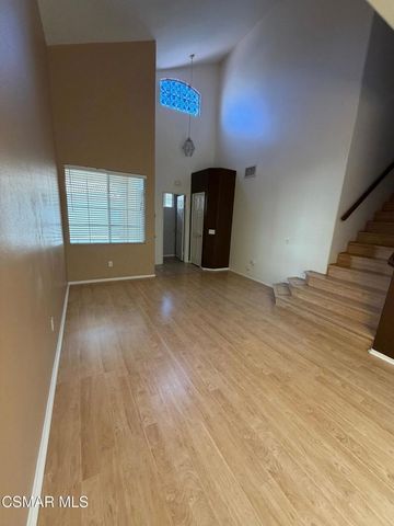 1961 Brookberry Lane, Simi Valley, CA 93065