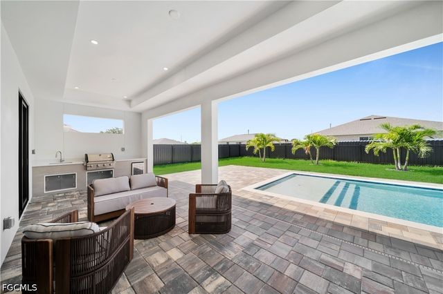 106 NE 11th TER, Cape Coral, FL 33909
